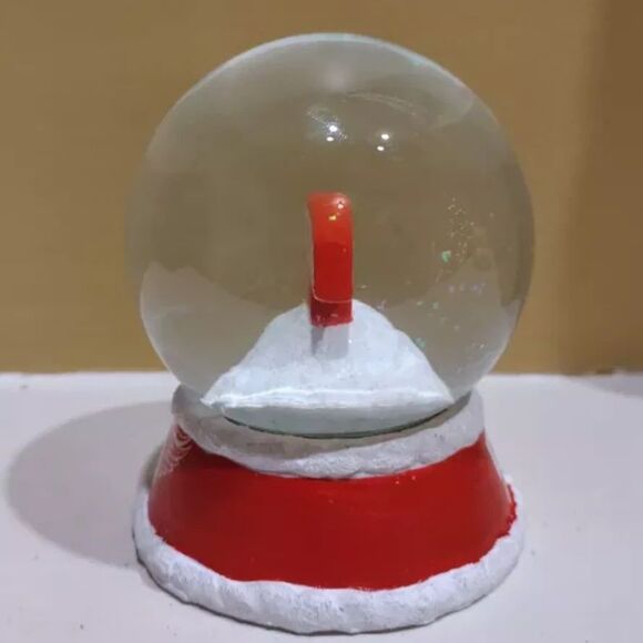 NHL Detroit Red Wings Hockeytown snow globe - Picture 3 of 3